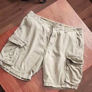 Men's Tan Cargo Shorts